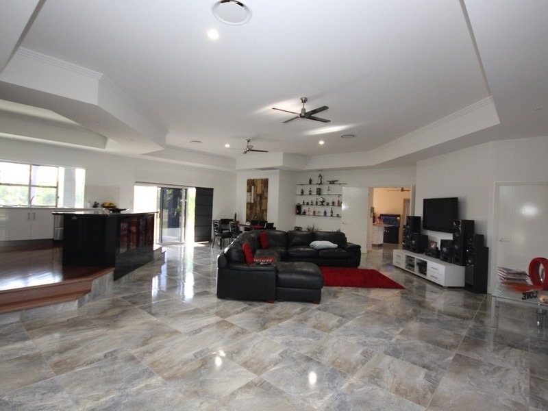 20 Racecourse Road, Barmaryee QLD 4703