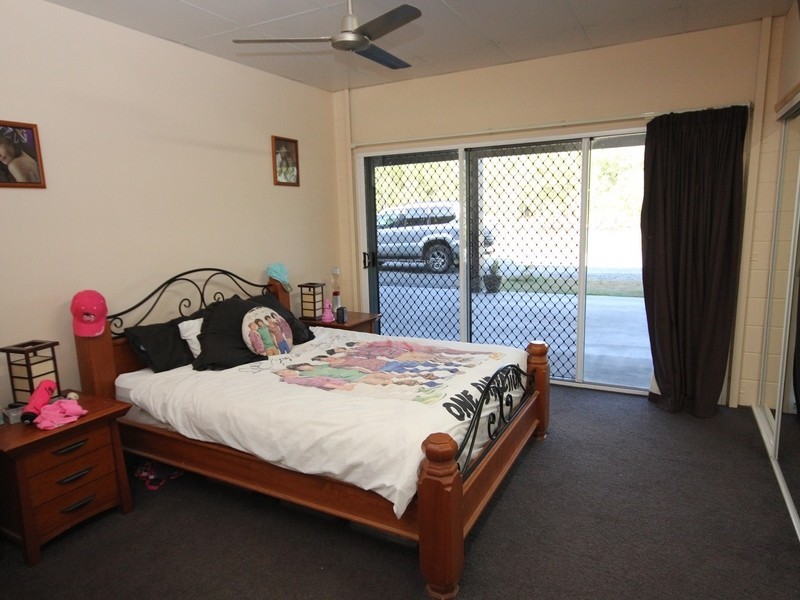 20 Racecourse Road, Barmaryee QLD 4703