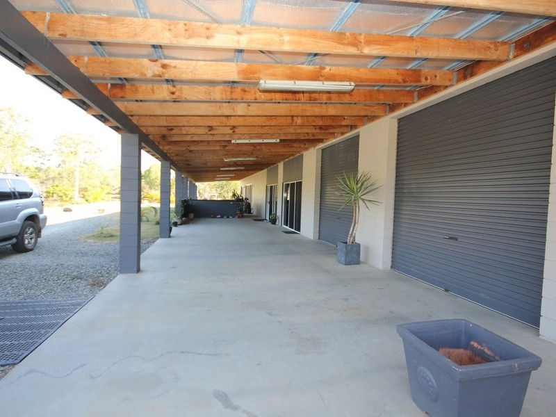 20 Racecourse Road, Barmaryee QLD 4703