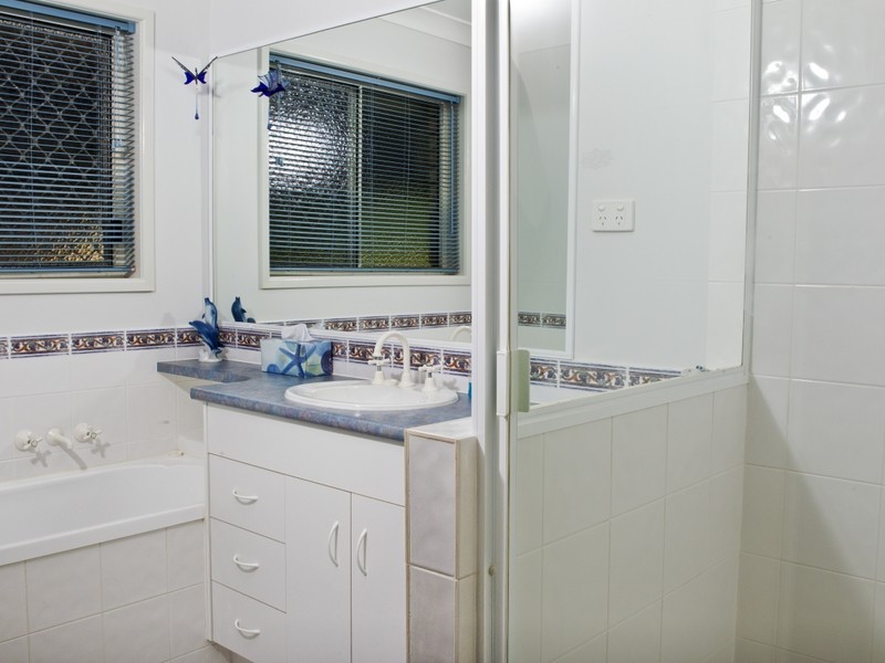 2 Newton Drive, Barmaryee QLD 4703