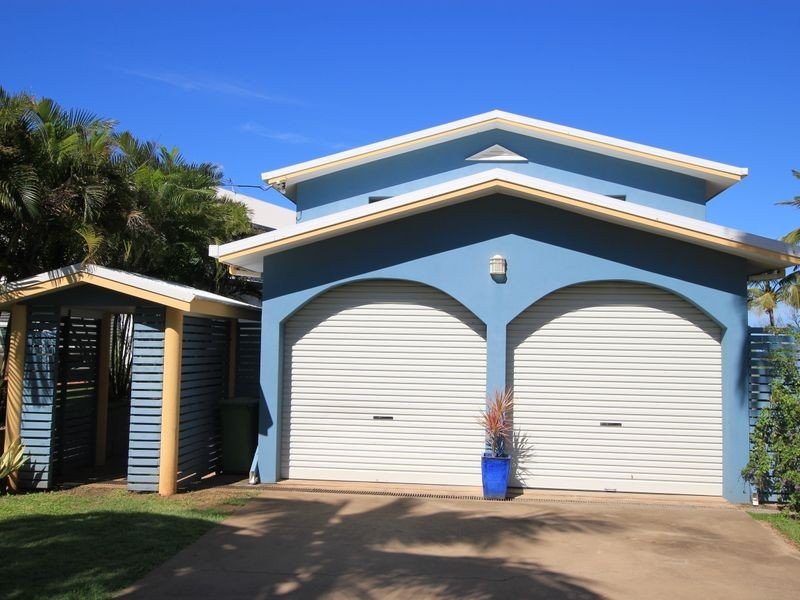 10 Ray Street, Cooee Bay QLD 4703