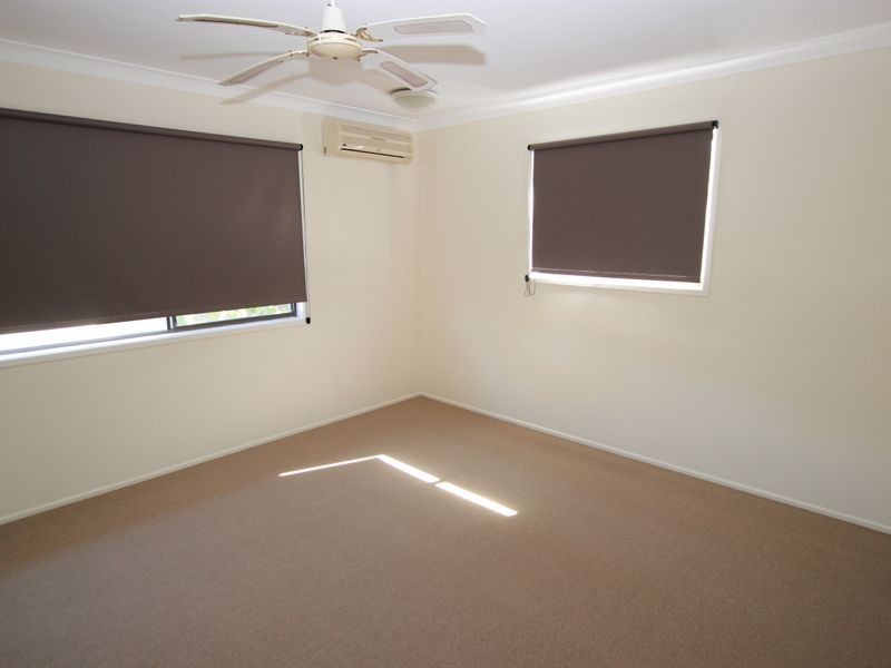 10 Ray Street, Cooee Bay QLD 4703