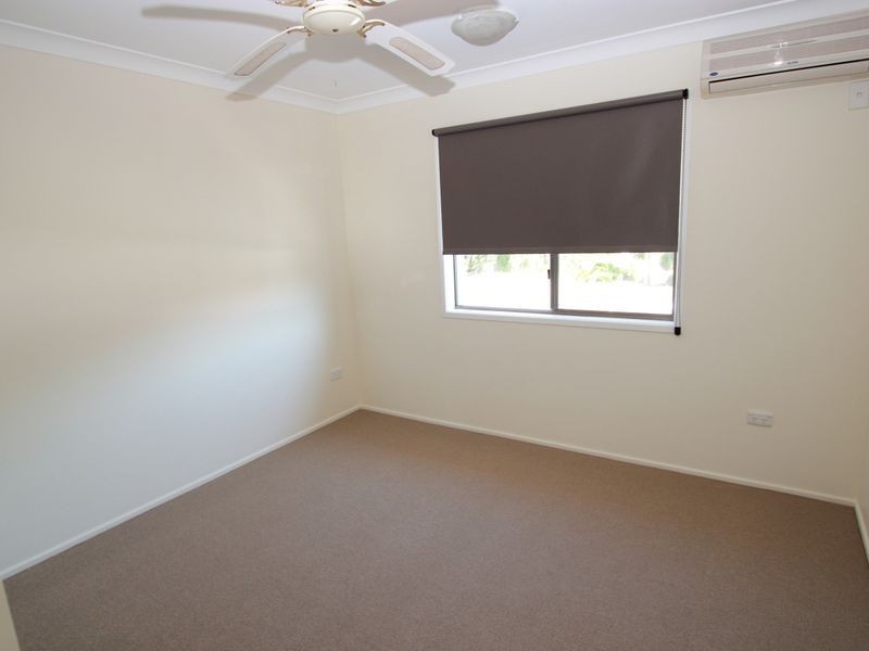 10 Ray Street, Cooee Bay QLD 4703