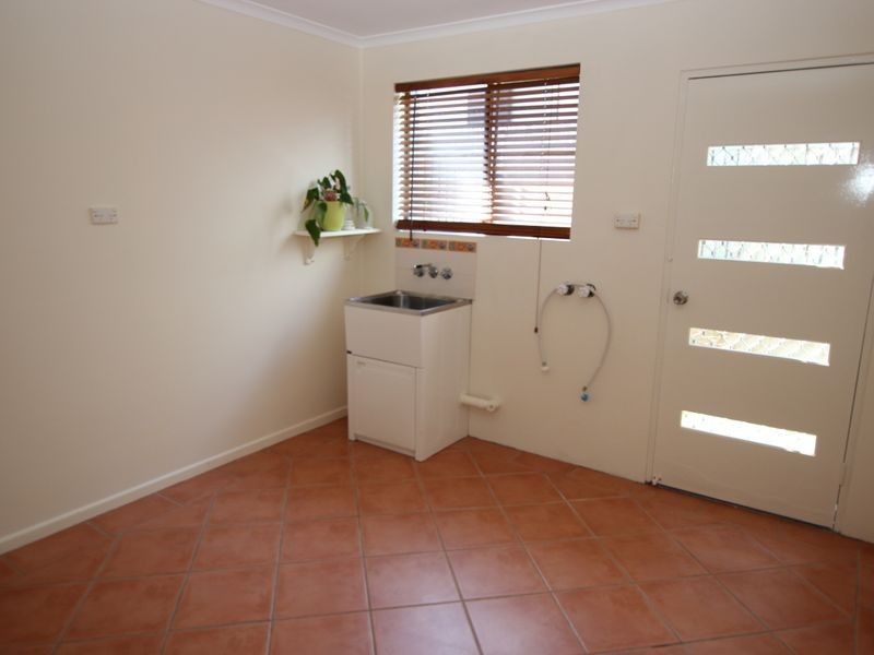 10 Ray Street, Cooee Bay QLD 4703