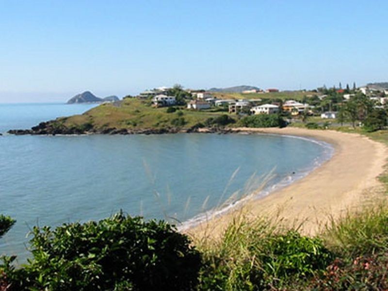 10 Ray Street, Cooee Bay QLD 4703