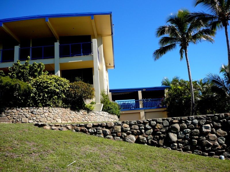 24 to 26 Cokas Avenue, Meikleville Hill QLD 4703
