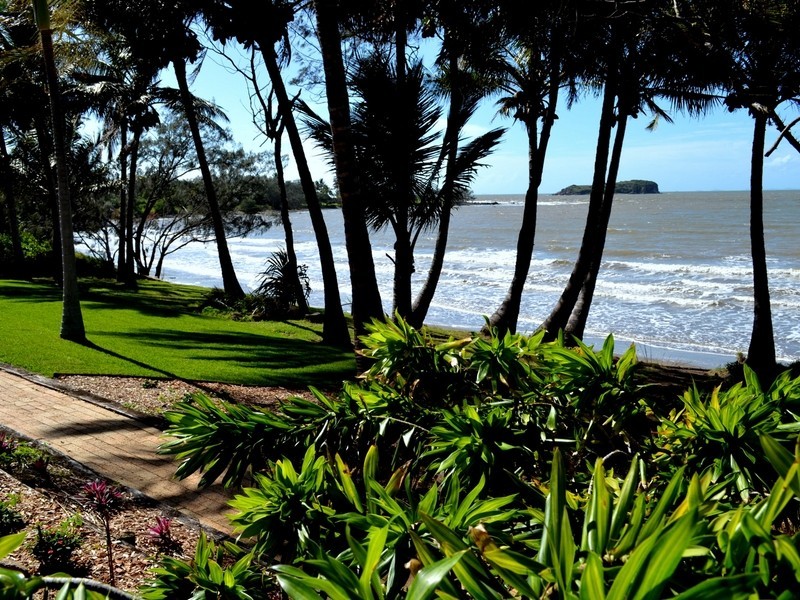 2 Sandy Lane, Zilzie QLD 4710