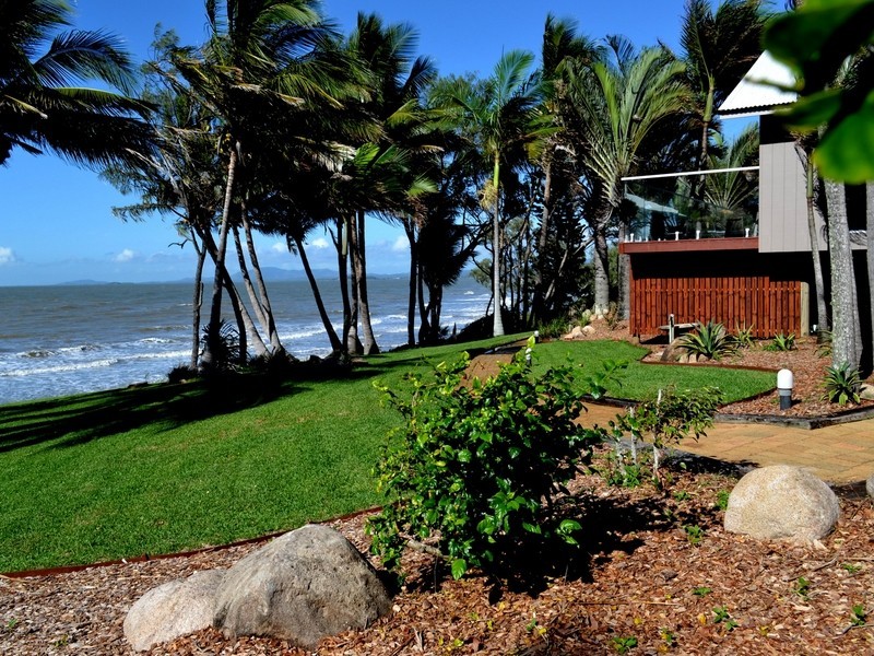 2 Sandy Lane, Zilzie QLD 4710