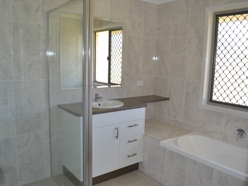 3 Webb Place, Barmaryee QLD 4703