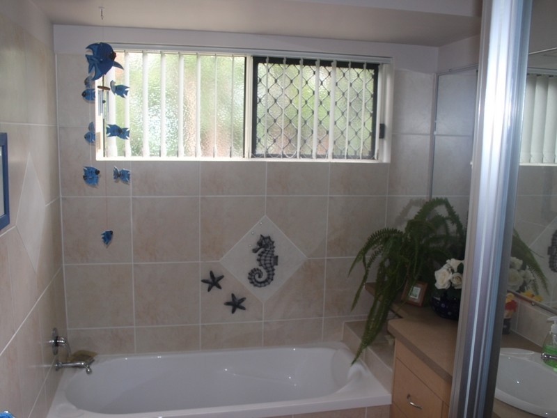 41 Armstrong Road, Pacific Heights QLD 4703