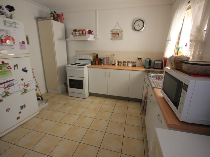 7 Park Street, Emu Park QLD 4710