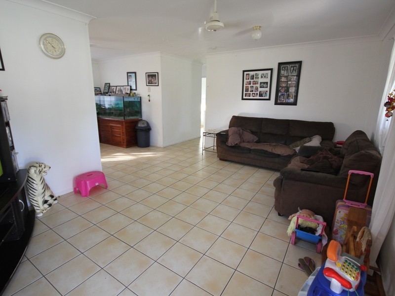 7 Park Street, Emu Park QLD 4710