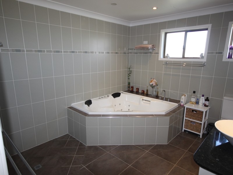 1 George Street, Zilzie QLD 4710