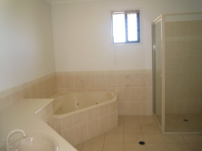 64 Monaco Drive, Zilzie QLD 4710