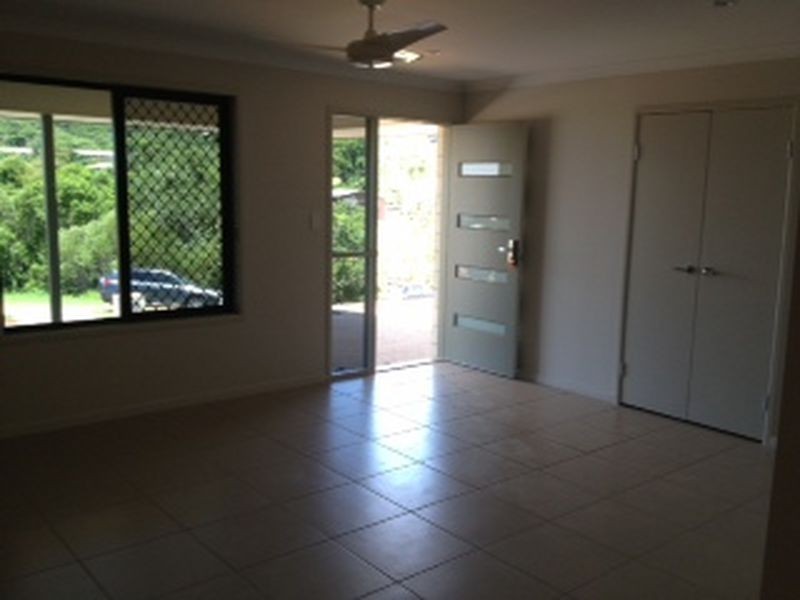 2 Island View Crescent, Yeppoon QLD 4703
