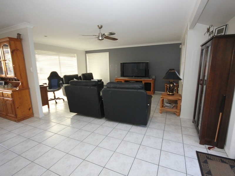 28 Banksia Place, Taranganba QLD 4703