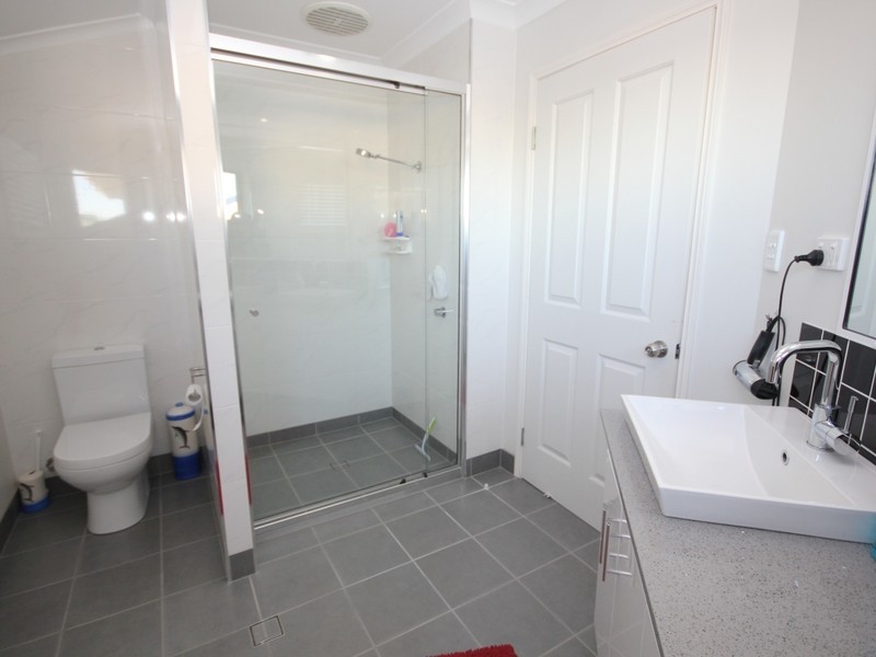 28 Banksia Place, Taranganba QLD 4703