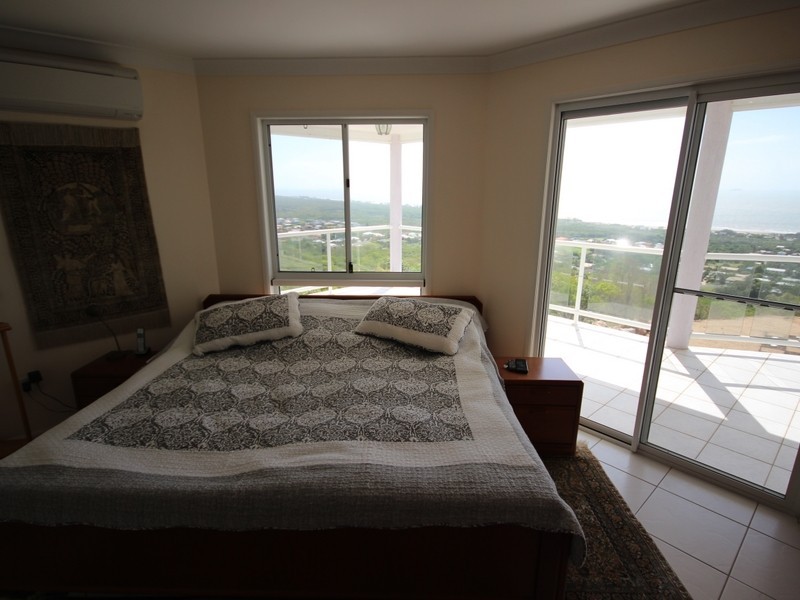 96 Crannys Road, Barlows Hill QLD 4703