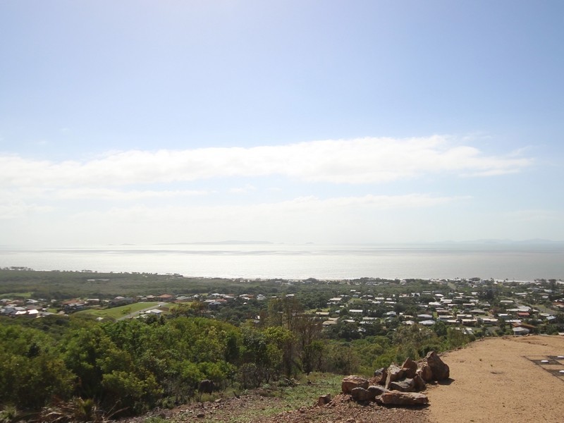 96 Crannys Road, Barlows Hill QLD 4703