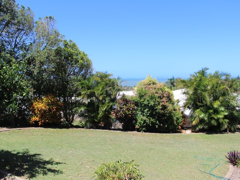 21 Greer Street, Meikleville Hill QLD 4703