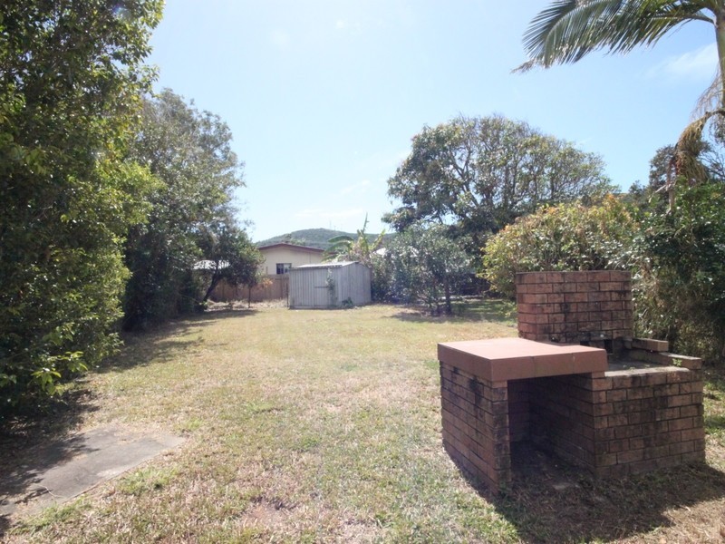 9 Jeffries Street, Yeppoon QLD 4703