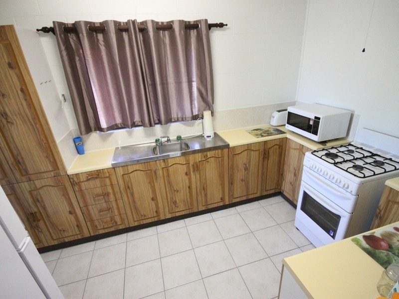 22 Limpus Avenue, Keppel Sands QLD 4702