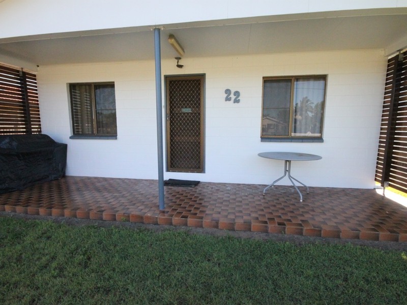 22 Limpus Avenue, Keppel Sands QLD 4702