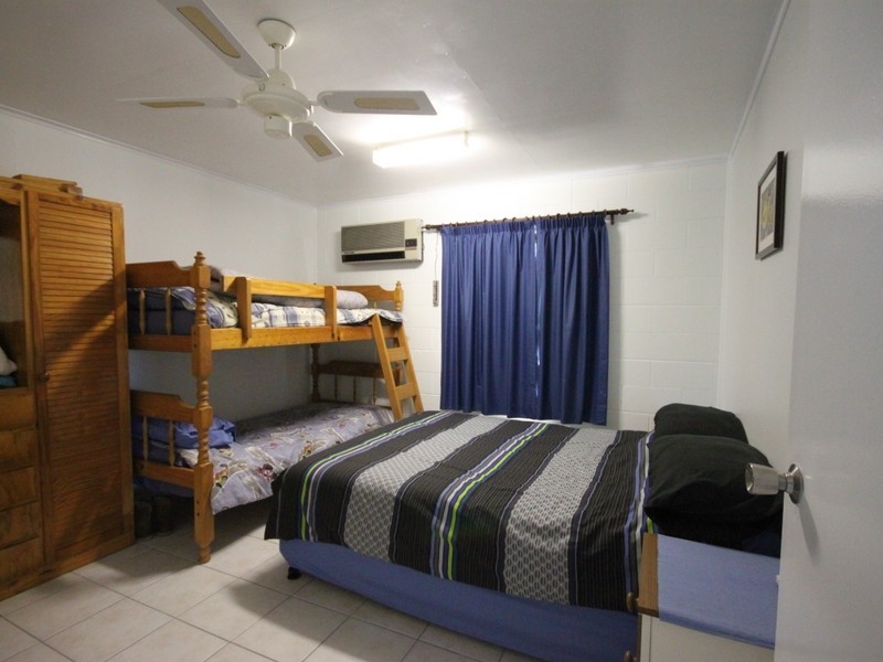 22 Limpus Avenue, Keppel Sands QLD 4702