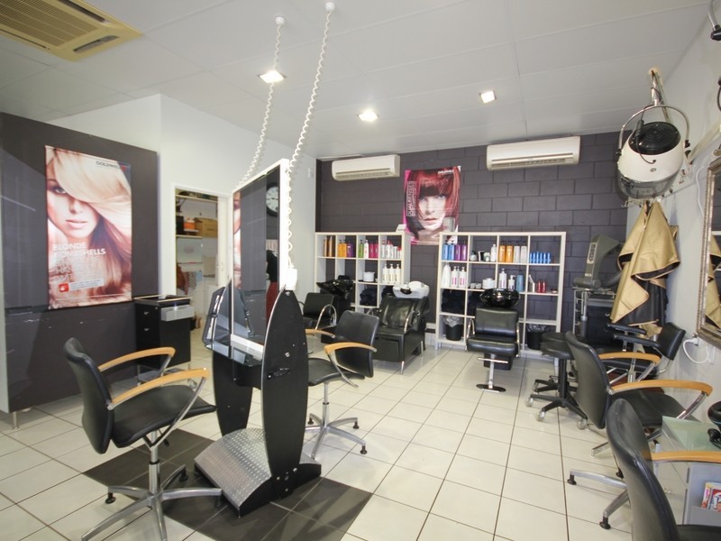 Shop 4 17 James Street, Yeppoon QLD 4703