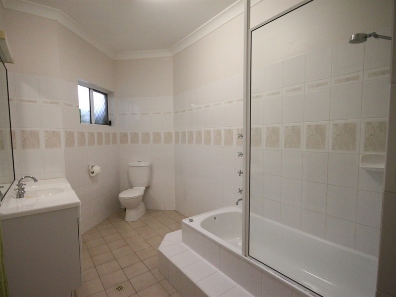 27 Kevin Drive, Hidden Valley QLD 4703