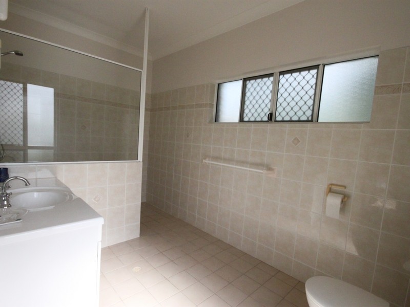 27 Kevin Drive, Hidden Valley QLD 4703