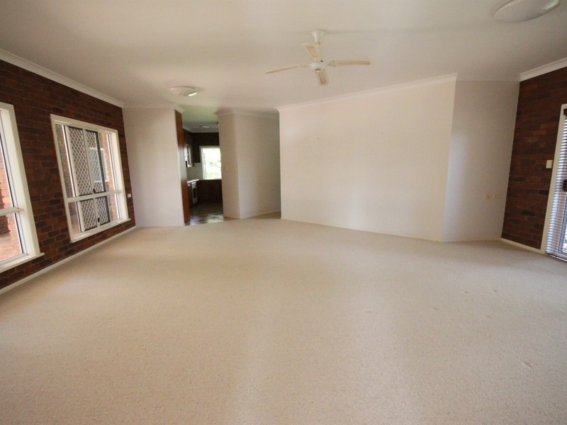 27 Kevin Drive, Hidden Valley QLD 4703