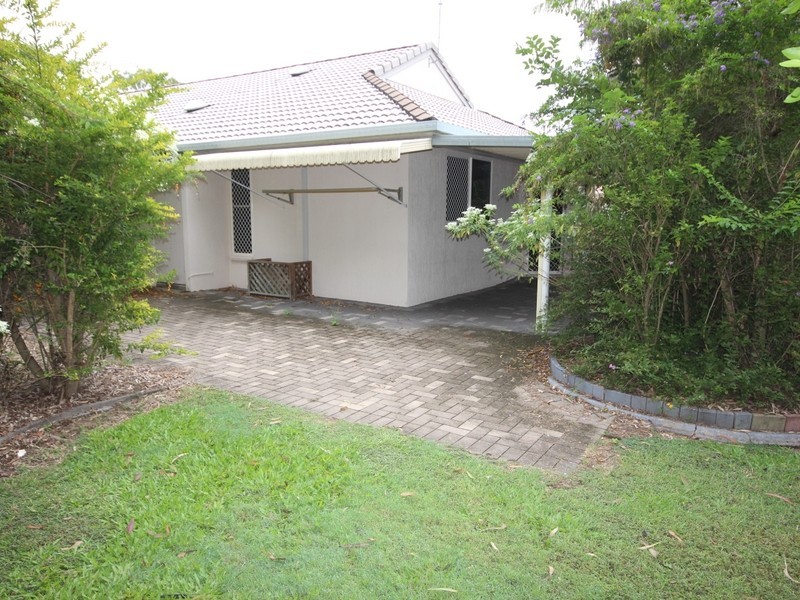 2 Kentia Place, Yeppoon QLD 4703