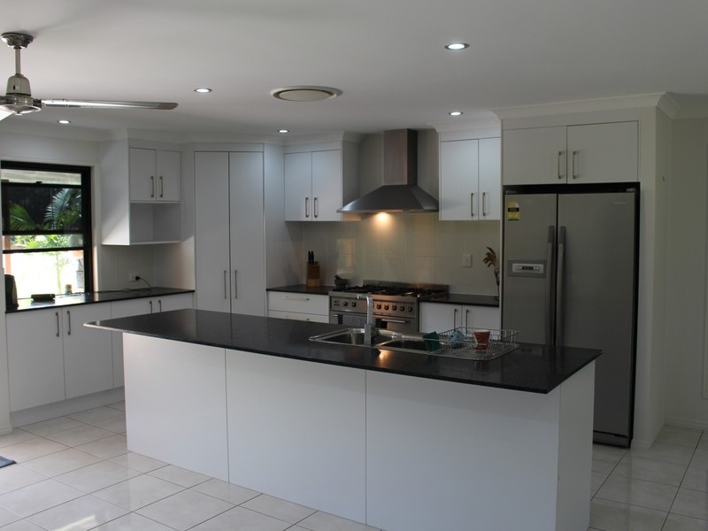 118 Arnolds Road, Byfield QLD 4703