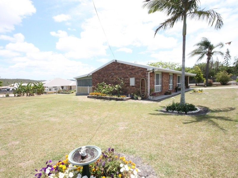 2-4 Nelson Street, Emu Park QLD 4710