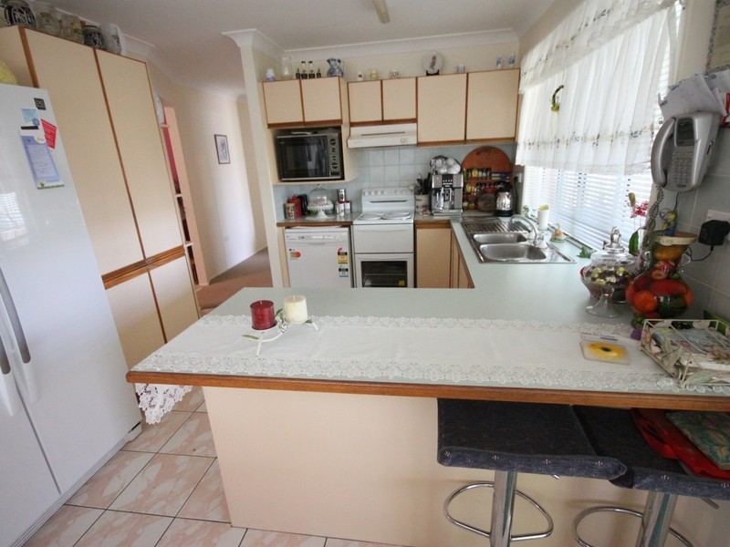 2-4 Nelson Street, Emu Park QLD 4710