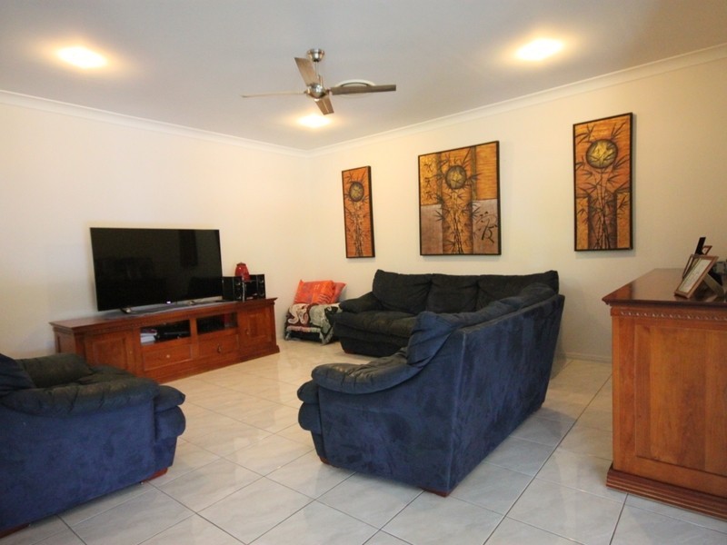 3 Spinnaker Drive, Mulambin QLD 4703