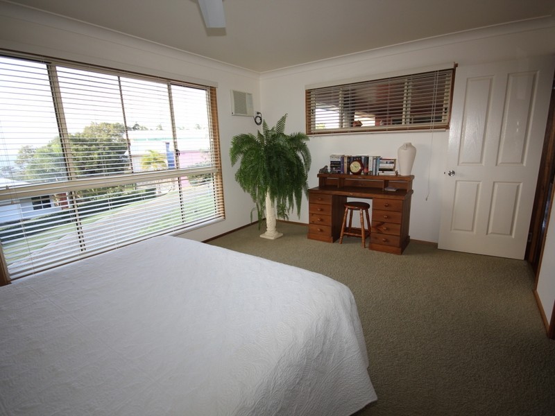 21 Banksia Place, Taranganba QLD 4703