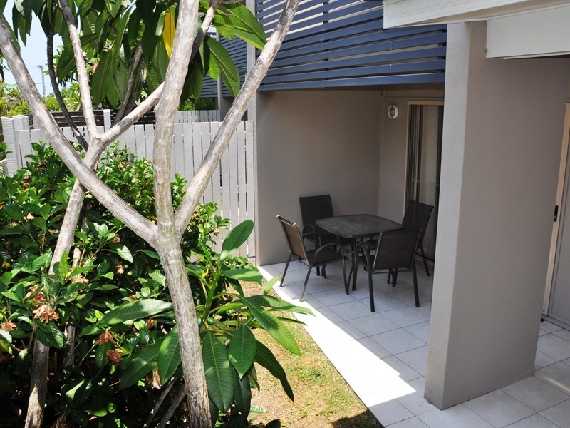 unit 8 of Melbourne, Yeppoon QLD 4703