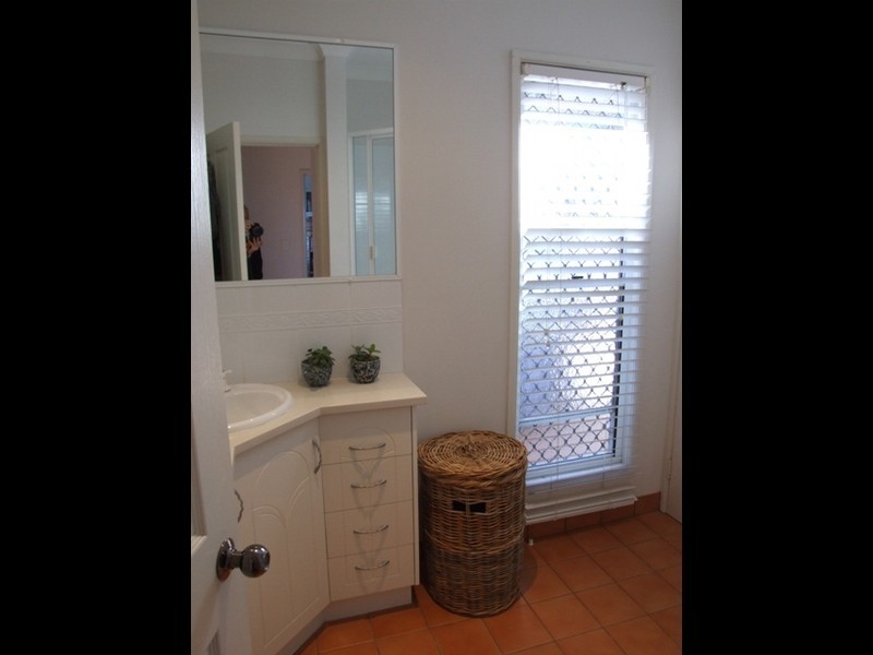 48 Benowa Drive, Taranganba QLD 4703