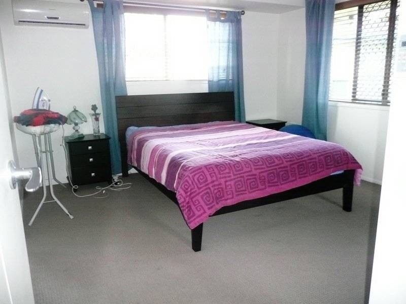 4 Downsfield place, Taroomball QLD 4703