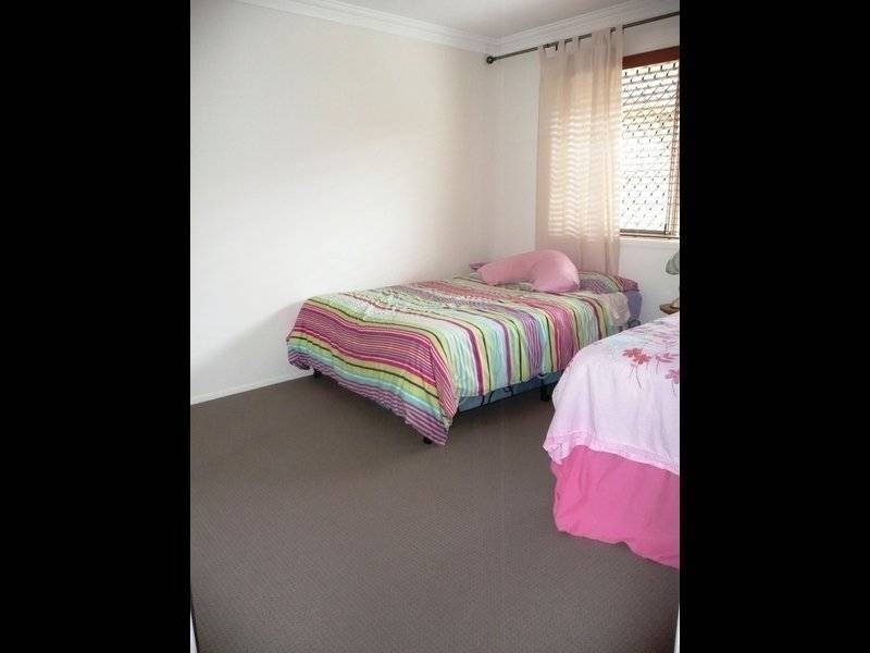 4 Downsfield place, Taroomball QLD 4703