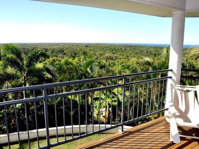 40 Miami Cres, Pacific Heights QLD 4703