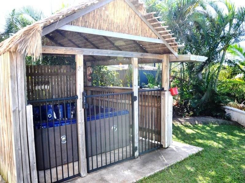 40 Miami Cres, Pacific Heights QLD 4703