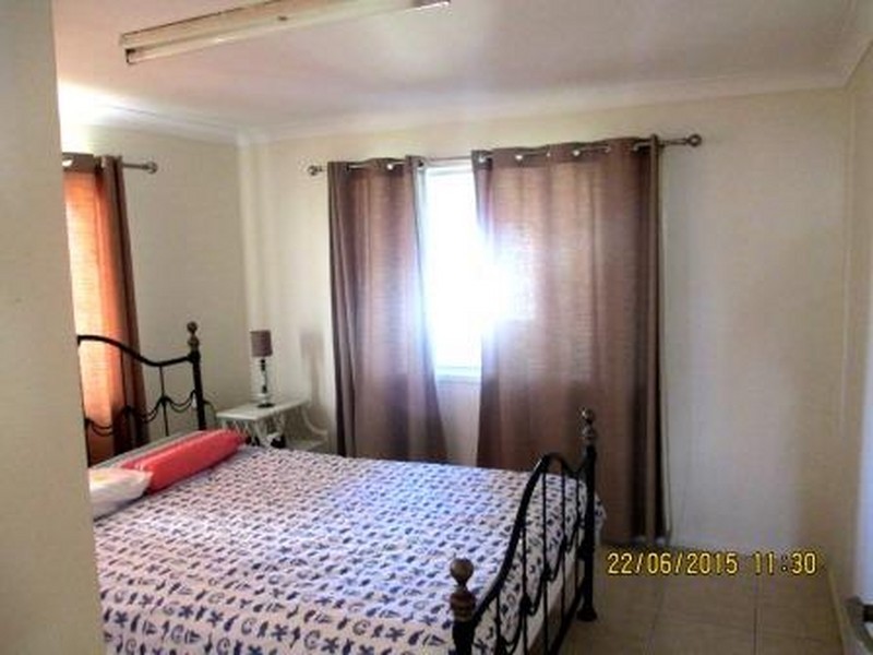 120 Schofield Parade, Keppel Sands QLD 4702
