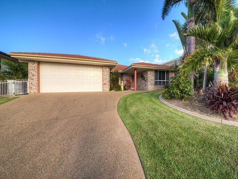 19 Callaghan Dr, Taranganba QLD 4703