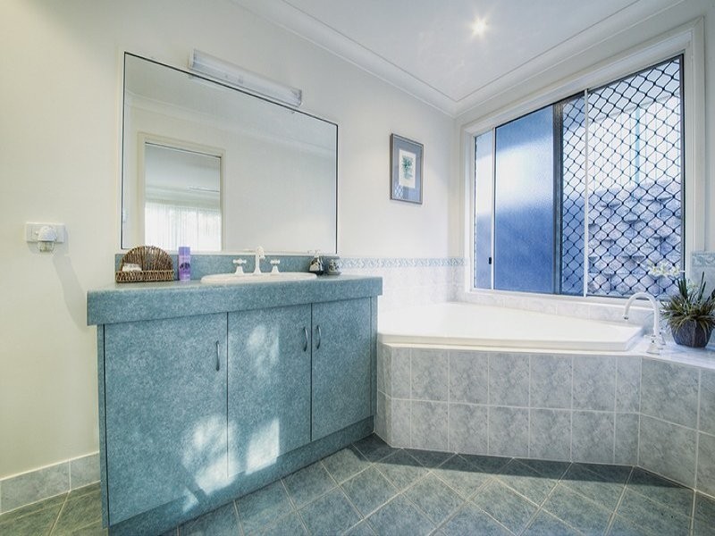 19 Callaghan Dr, Taranganba QLD 4703