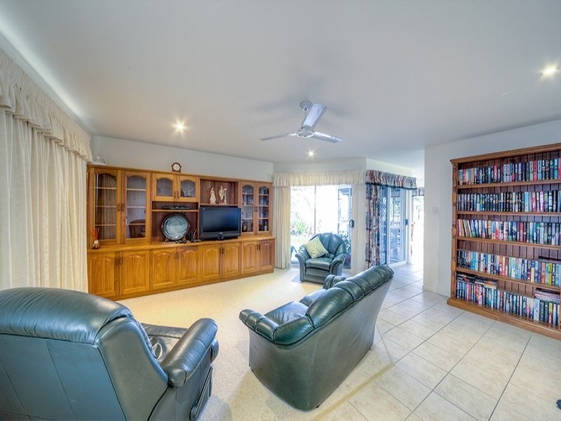 19 Callaghan Dr, Taranganba QLD 4703