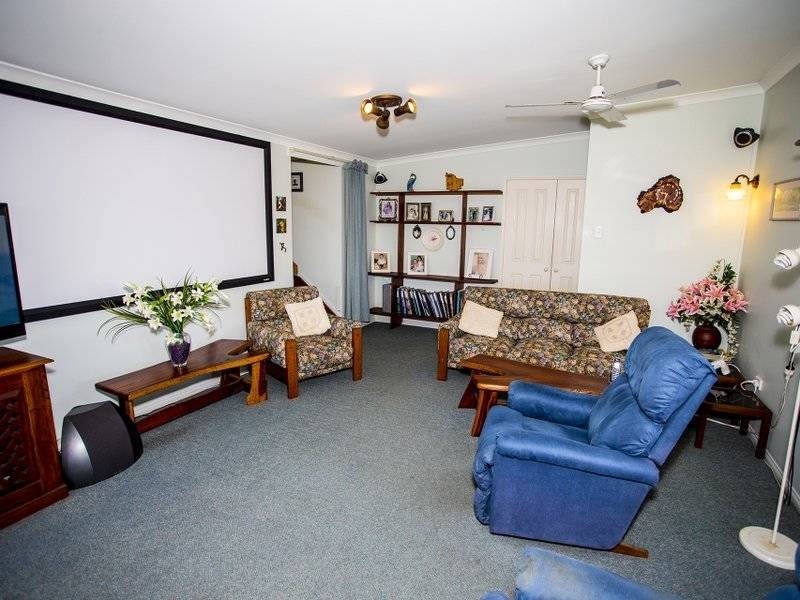 6 Maida Street, Cooee Bay QLD 4703