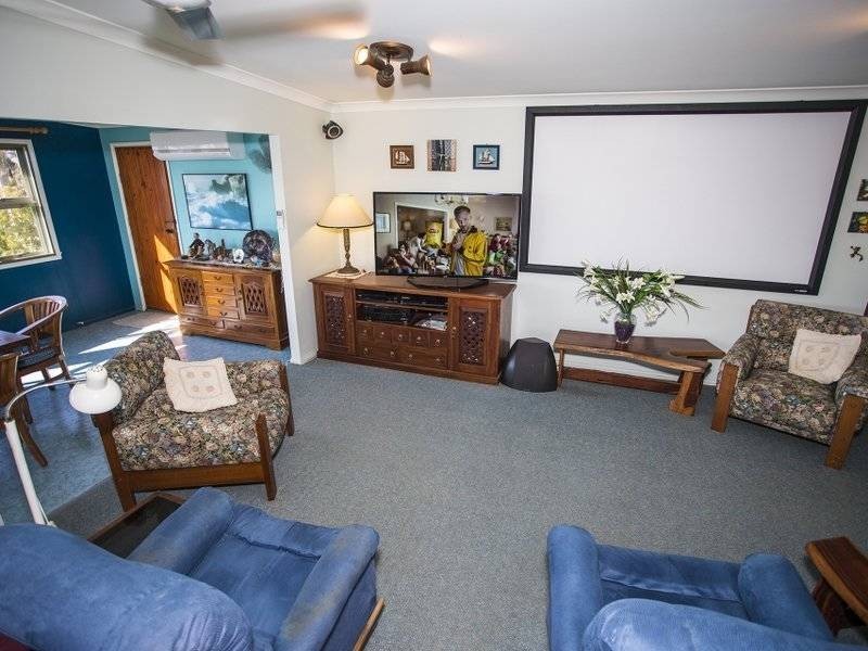 6 Maida Street, Cooee Bay QLD 4703